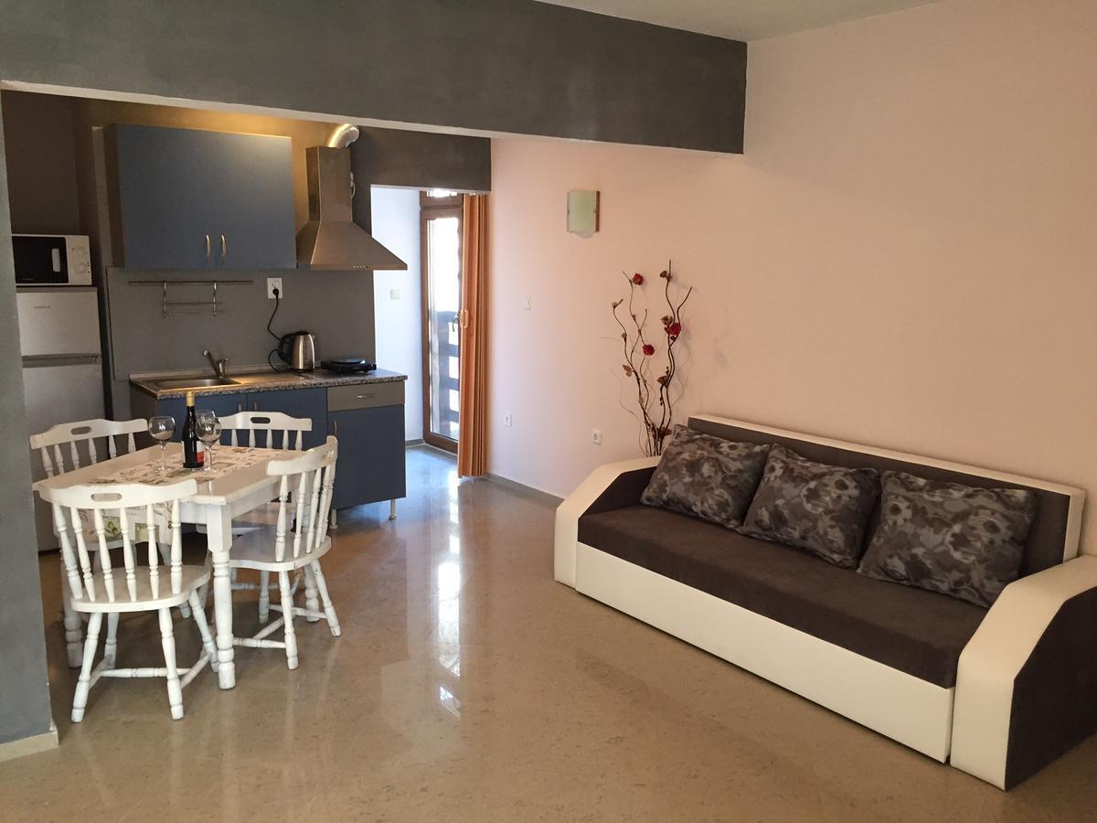 Guest House Afrodita เชอร์โนโมเรทส์ ภายนอก รูปภาพ
